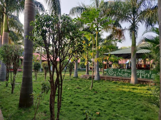 Tadoba Tiger Valley Resort Tadoba Mohurli Exterior photo
